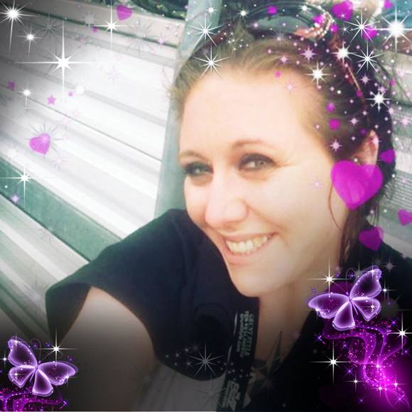 Meet your Posher, Jen - Picture 1 of 1